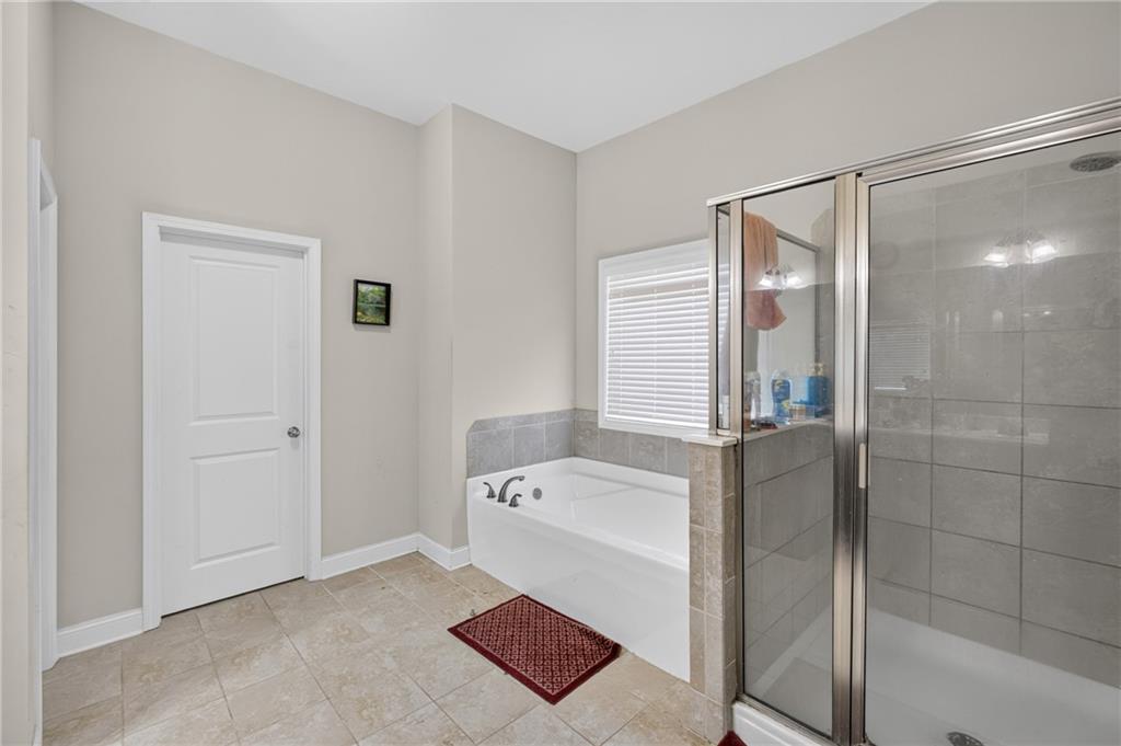 3952 Ivy Gate Drive Property Photo 29