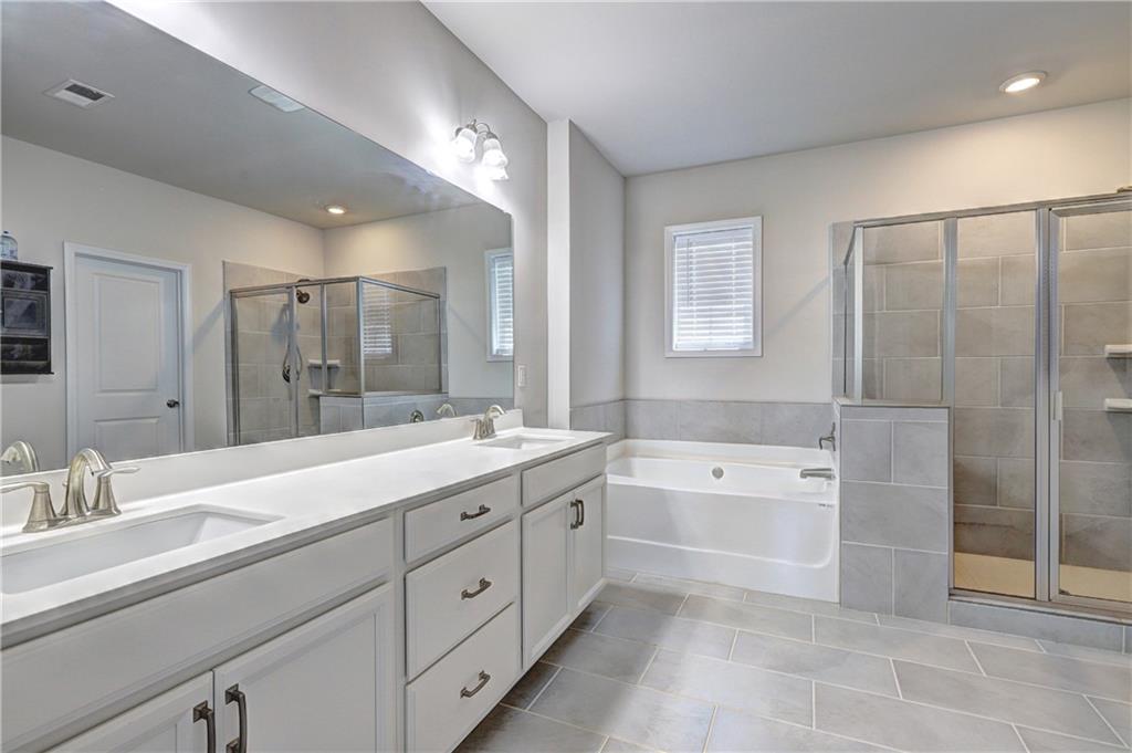 188 Blue Iris Court Property Photo 13
