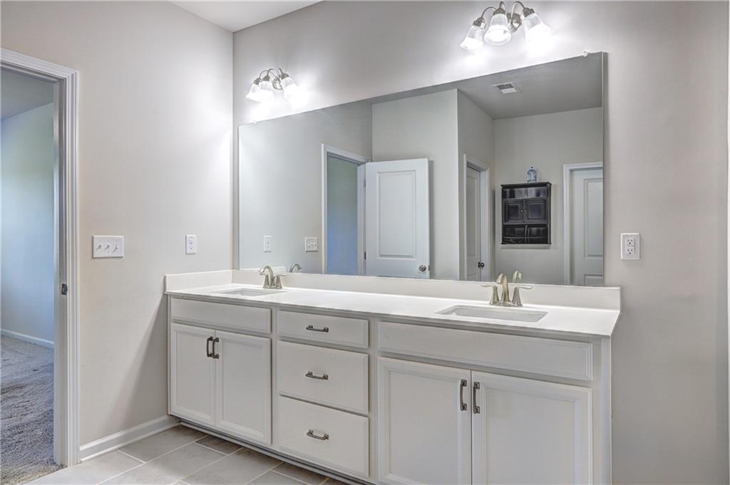 188 Blue Iris Court Property Photo 14