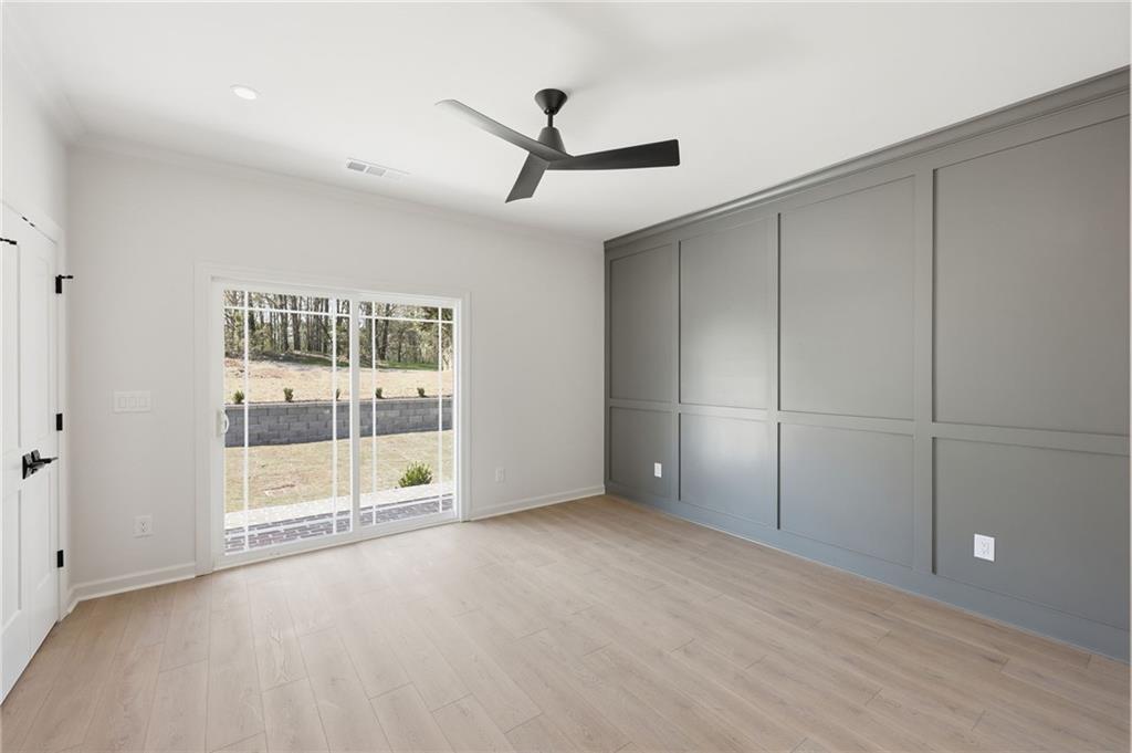 1121 Riverside Terrace Property Photo 9