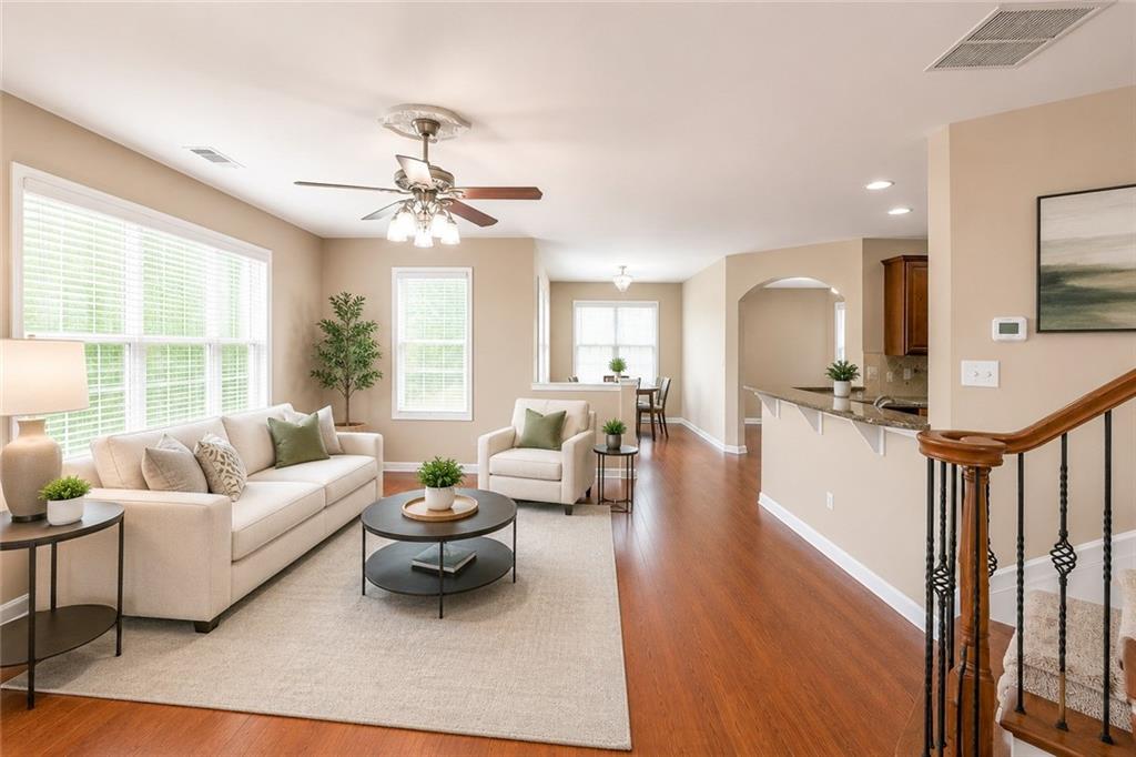 300 Hampton Place Property Photo 15
