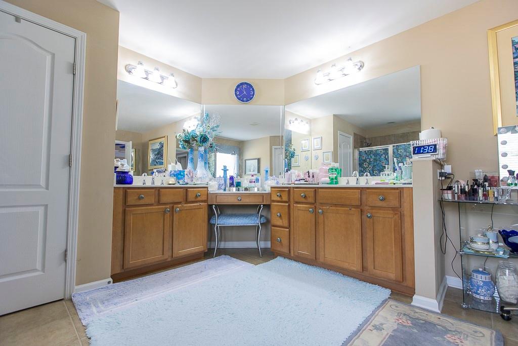 300 Hampton Place Property Photo 38