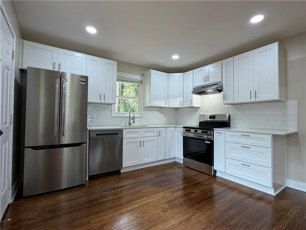 897 Wanda Property Photo 4