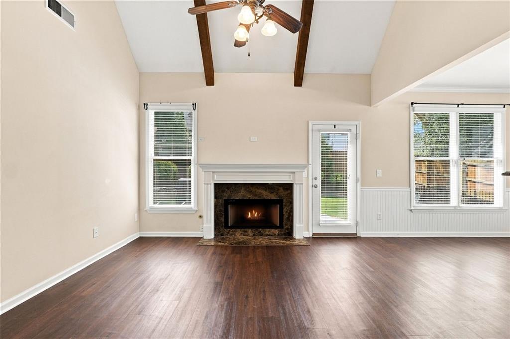 408 Eaglewood Way Property Photo 11