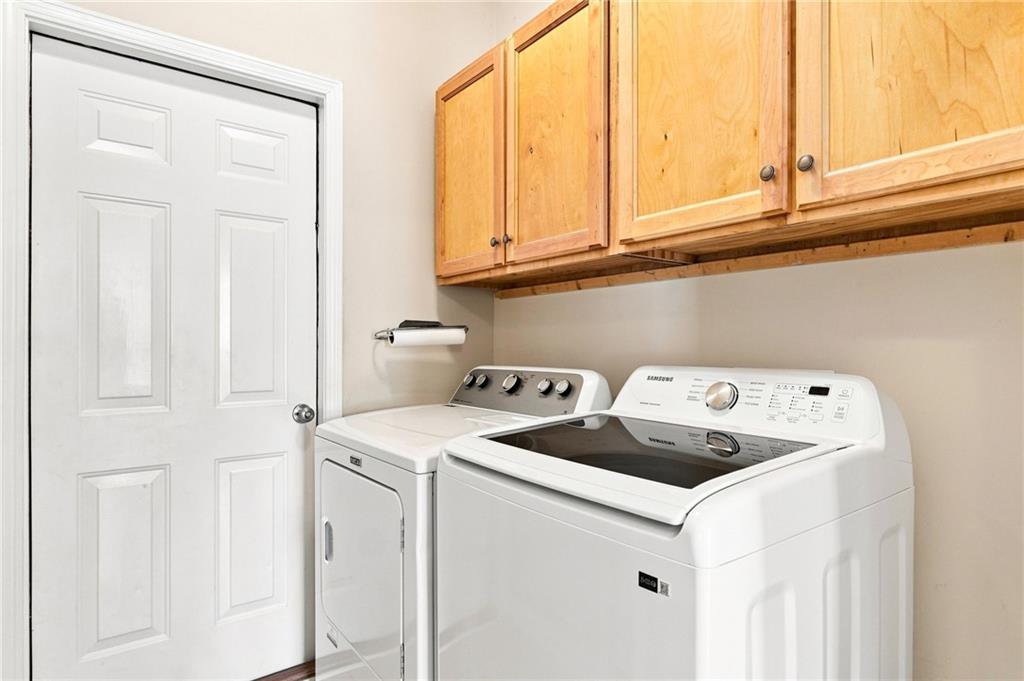 408 Eaglewood Way Property Photo 18