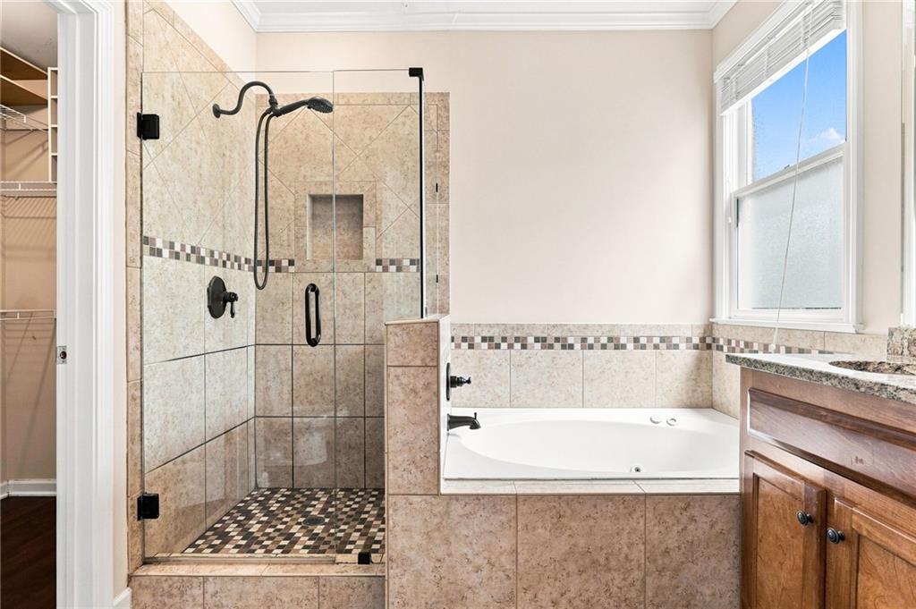 408 Eaglewood Way Property Photo 21