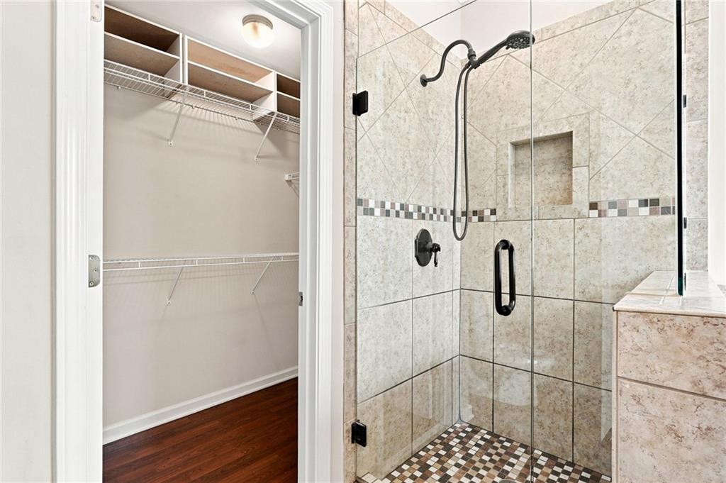 408 Eaglewood Way Property Photo 24