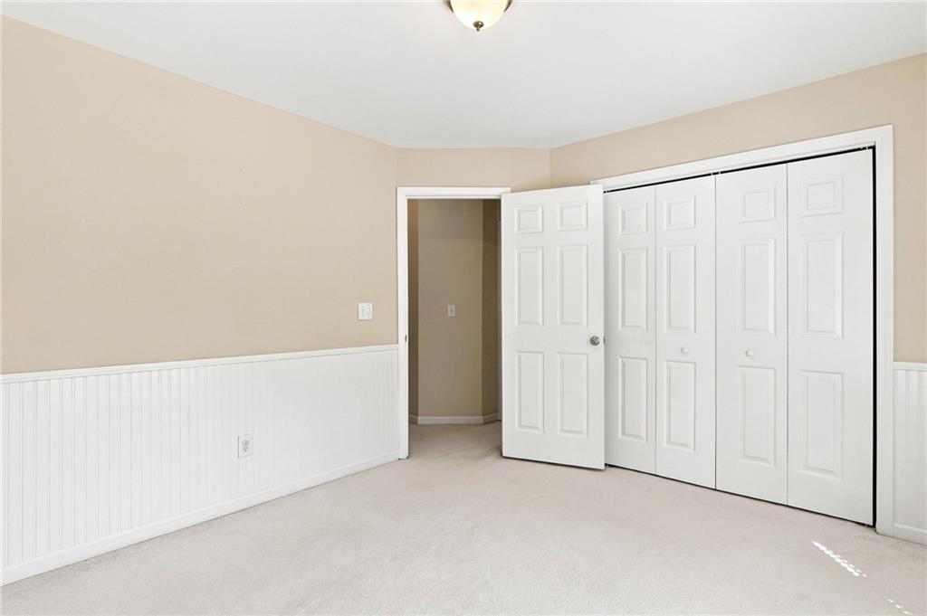 408 Eaglewood Way Property Photo 28