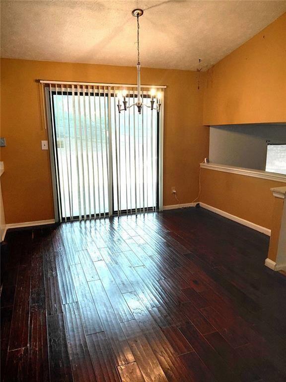 817 Forest Path Property Photo 9