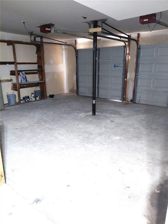 817 Forest Path Property Photo 18