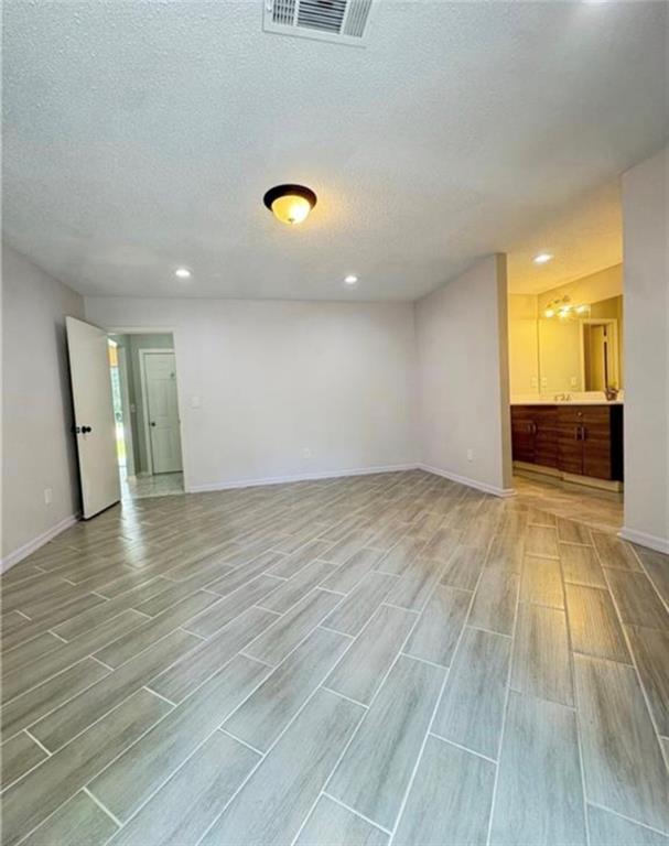 3285 Rollingbrook Way Property Photo 16