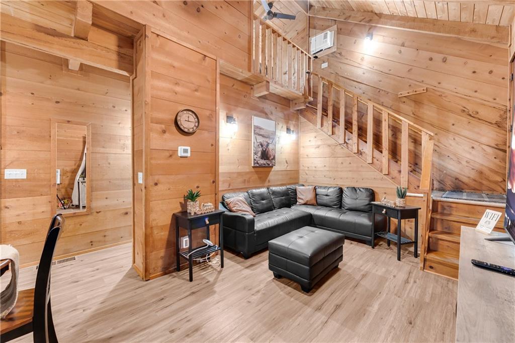 66 Lovers Lane Property Photo 10