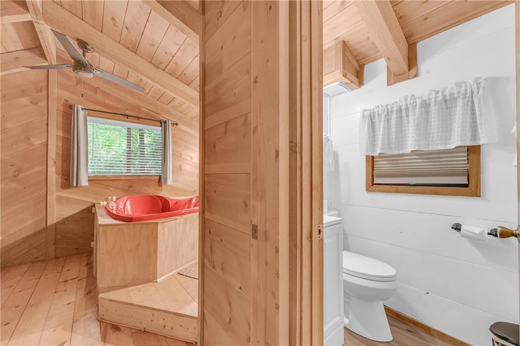 66 Lovers Lane Property Photo 19