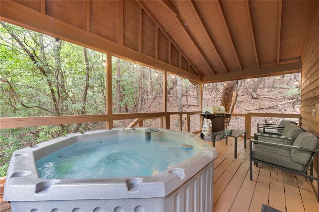 66 Lovers Lane Property Photo 24