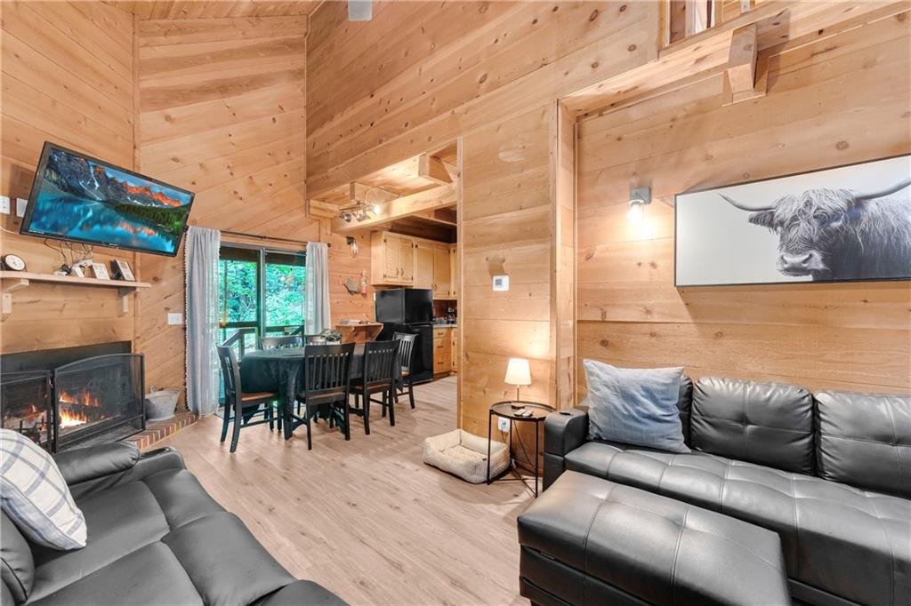 66 Lovers Lane Property Photo 38