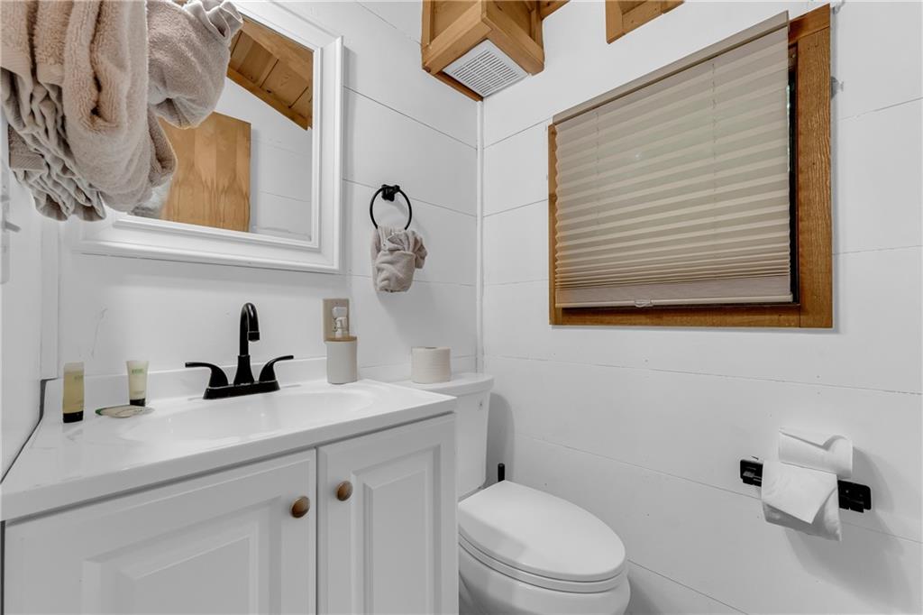66 Lovers Lane Property Photo 58