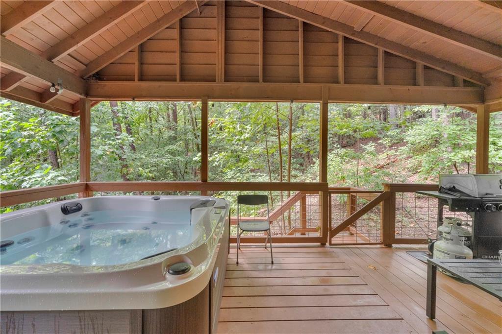 66 Lovers Lane Property Photo 60