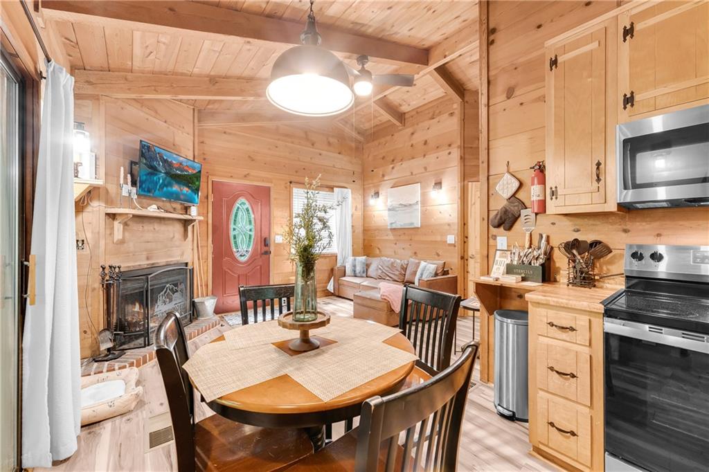 66 Lovers Lane Property Photo 78