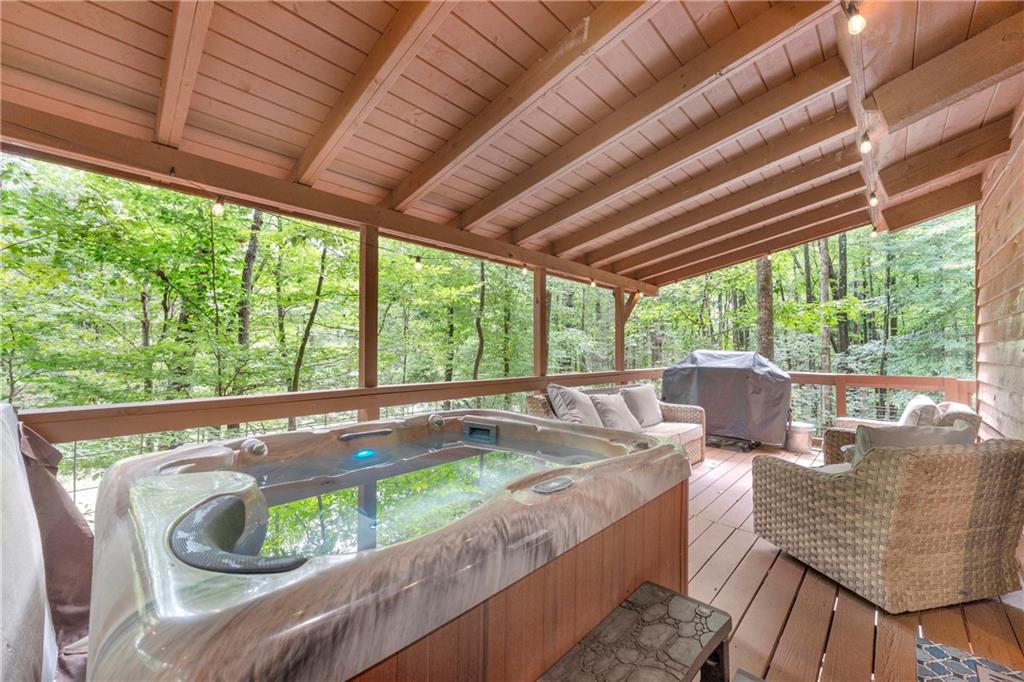 66 Lovers Lane Property Photo 90