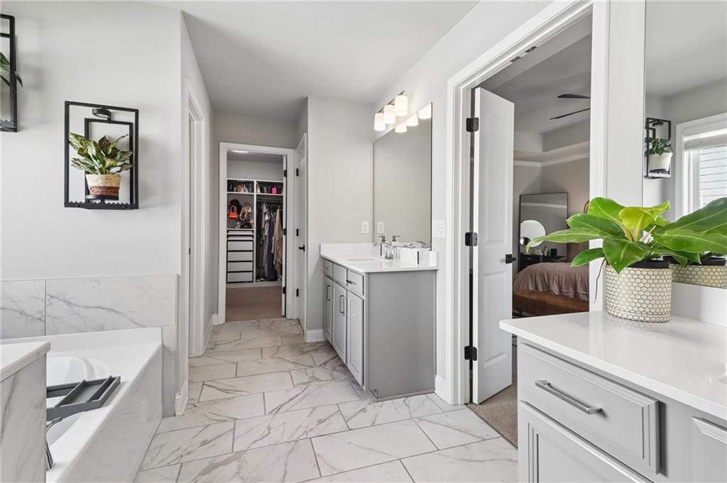 1857 Belmore Street Se Property Photo 11