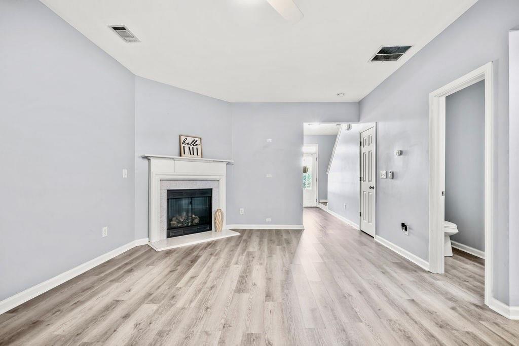 100 Oleander Way Property Photo 8