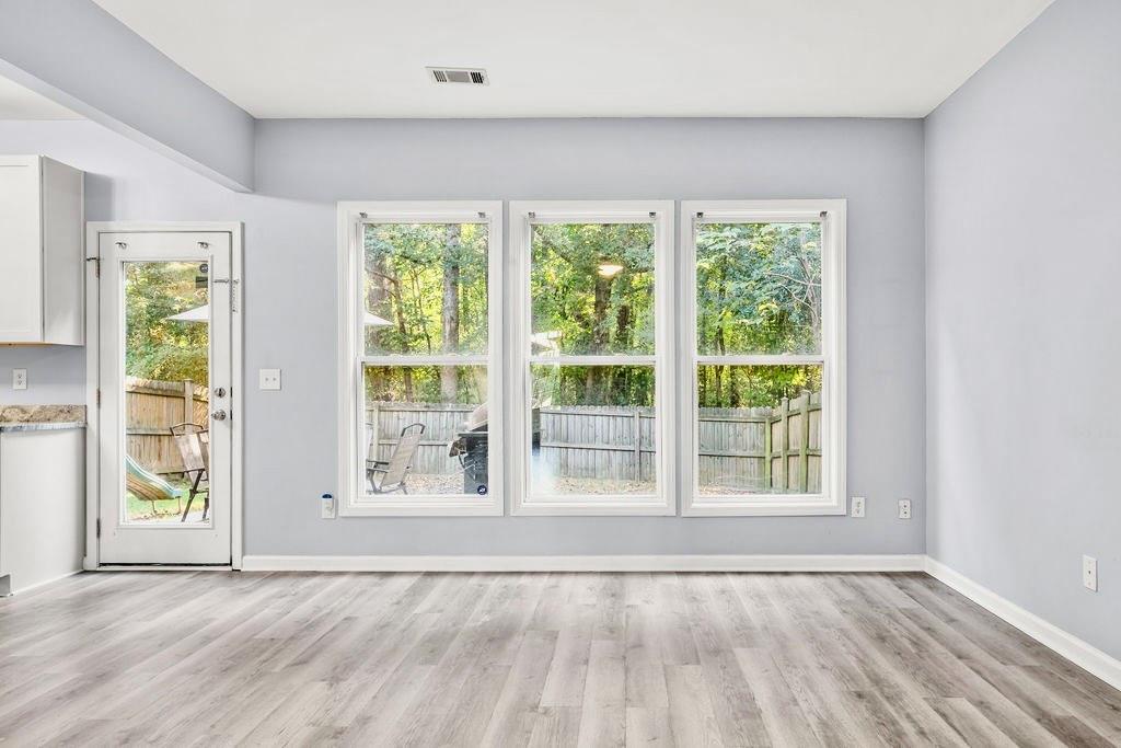 100 Oleander Way Property Photo 10