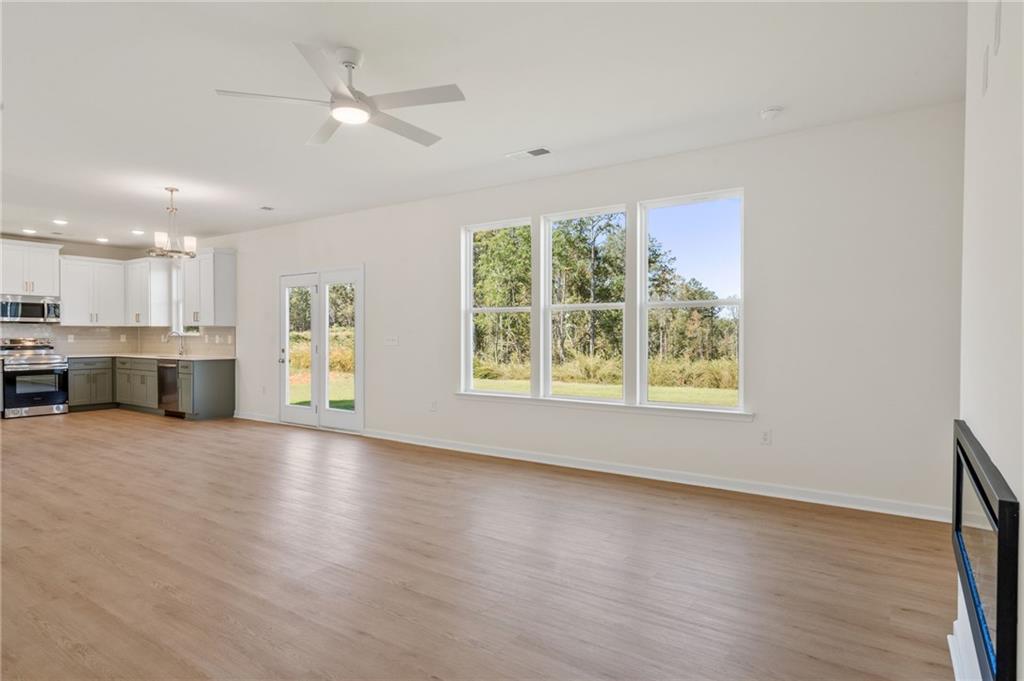 8136 Pine Ridge Road Property Photo 8