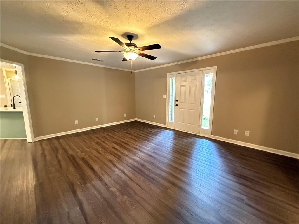 330 Fox Meadow Drive Property Photo 14