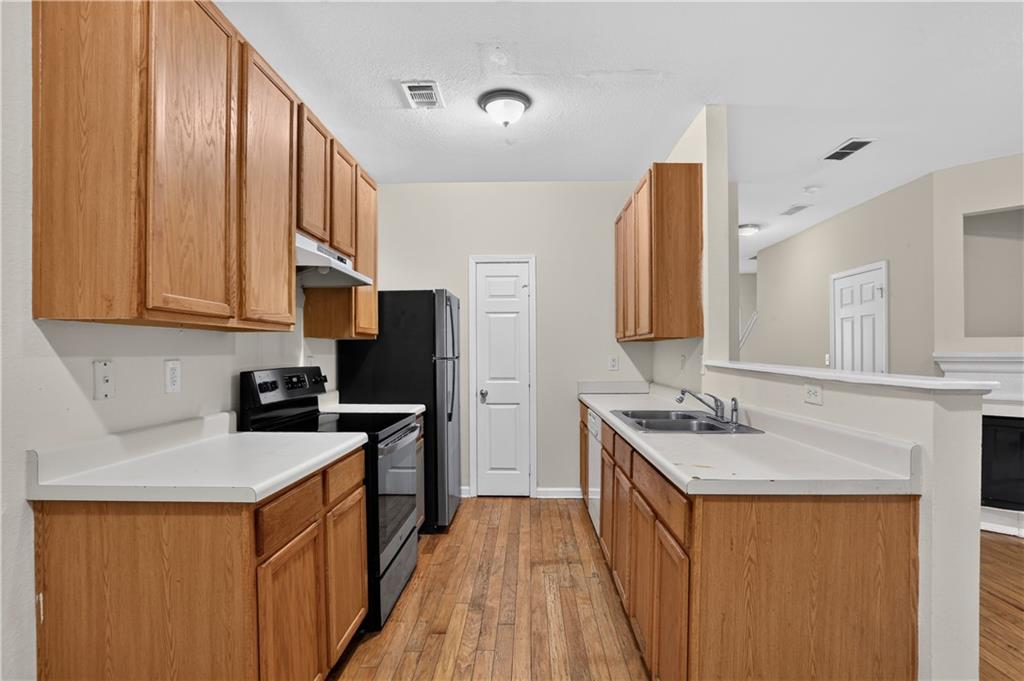 213 Brookview Drive Property Photo 9