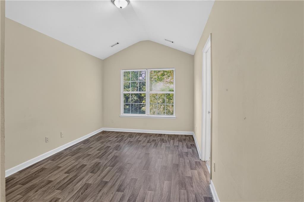 213 Brookview Drive Property Photo 11