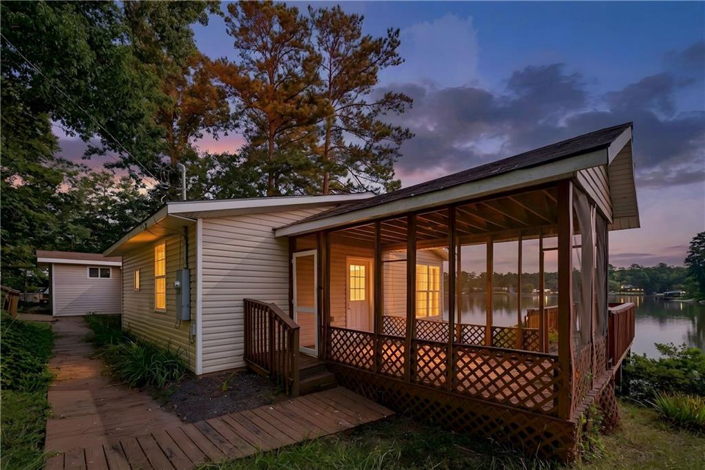 140 E Hamm Road Property Photo 2