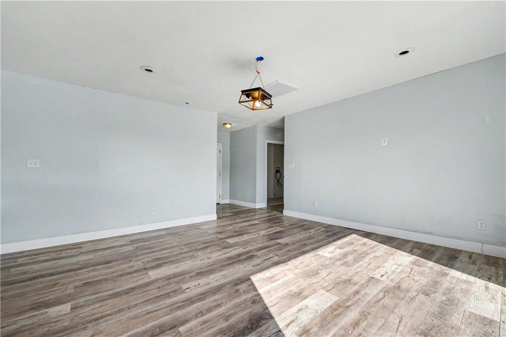 140 E Hamm Road Property Photo 13