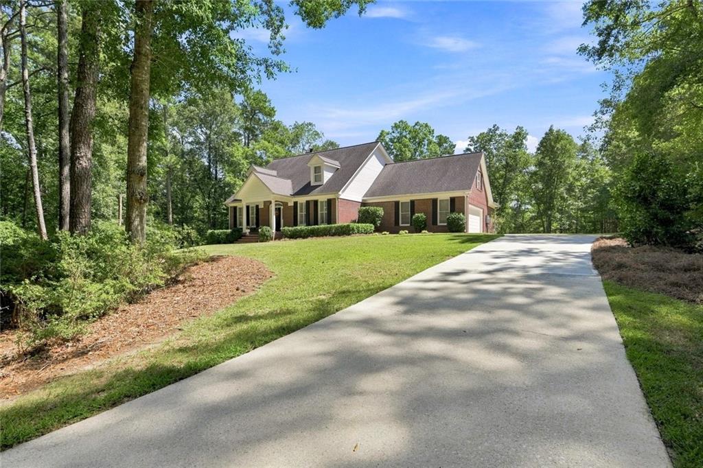 7833585 Property Photo 3