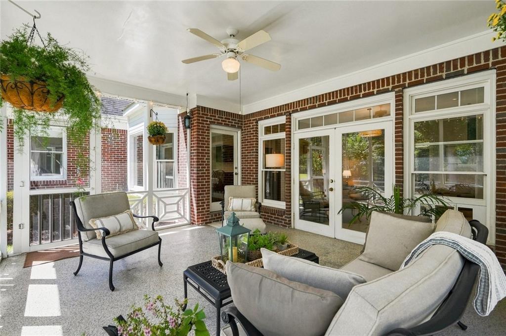 7833585 Property Photo 38