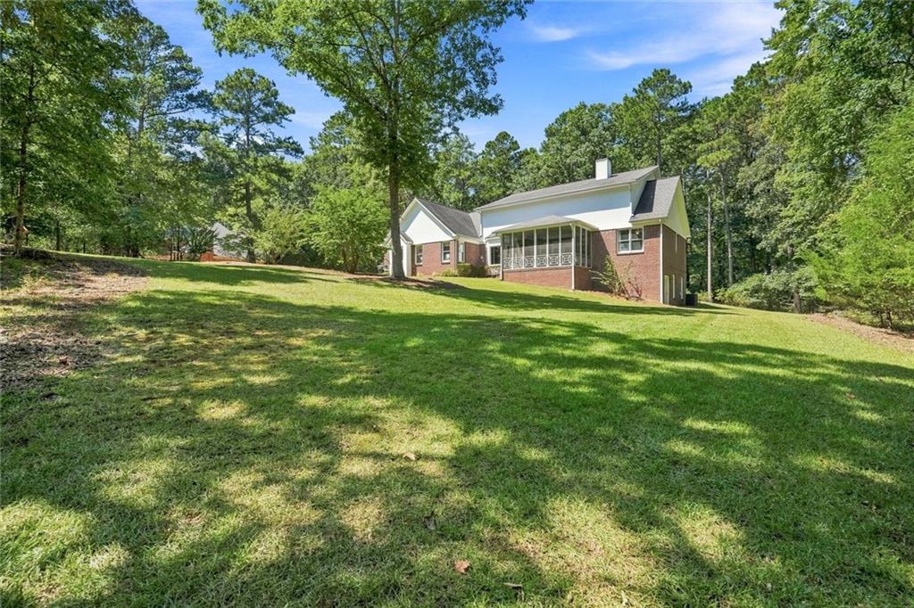 7833585 Property Photo 40