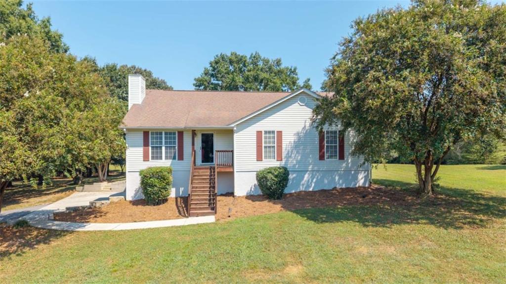 437 Goat Road Property Photo 1