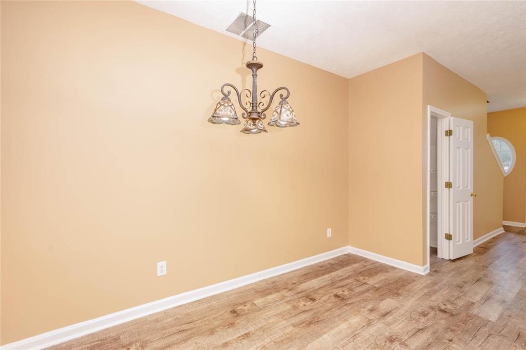 102 Timber Ridge Drive Property Photo 8