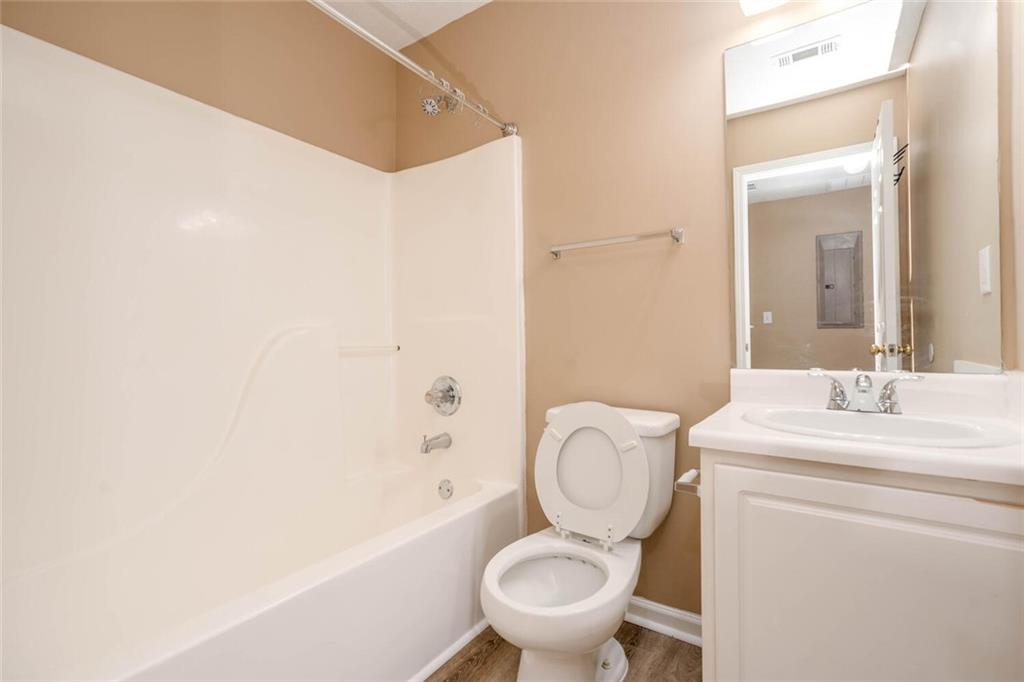 102 Timber Ridge Drive Property Photo 17