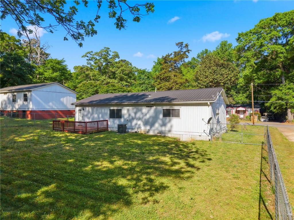 360 Martin Circle Property Photo 8