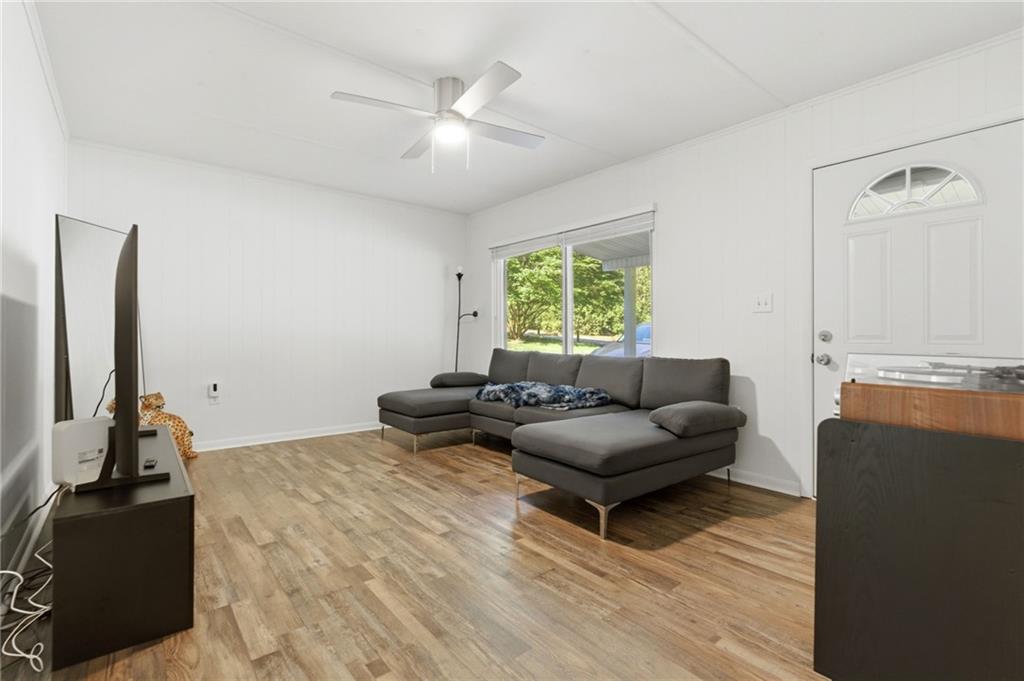 360 Martin Circle Property Photo 20