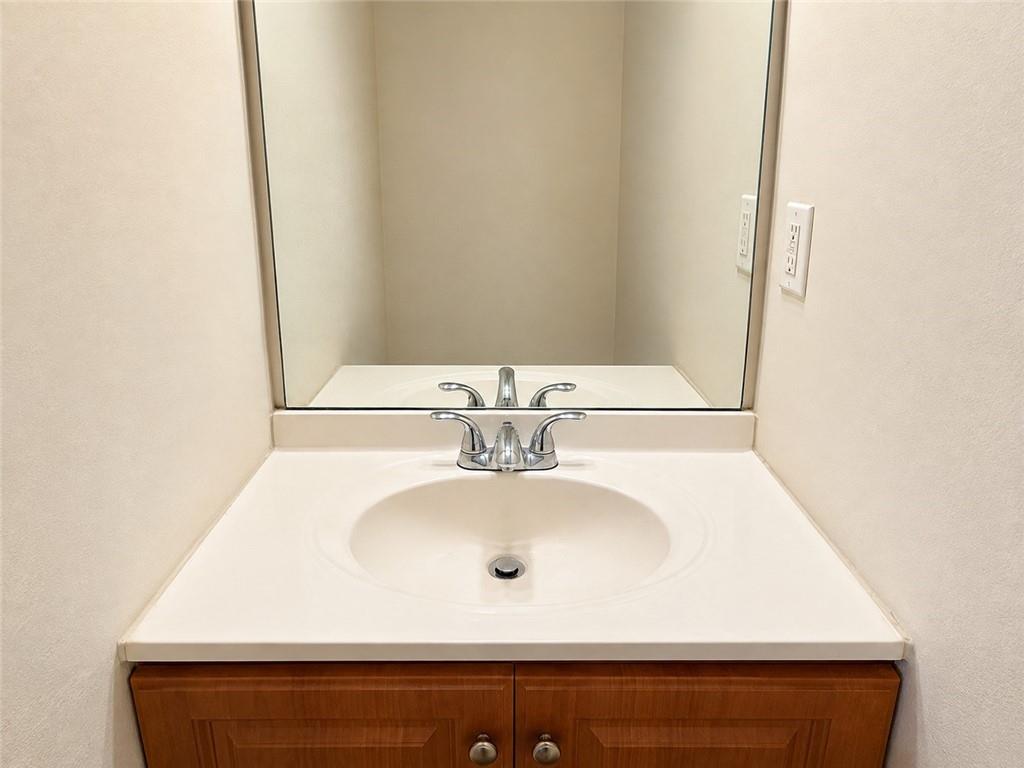 3645 Postwaite Circle Property Photo 4