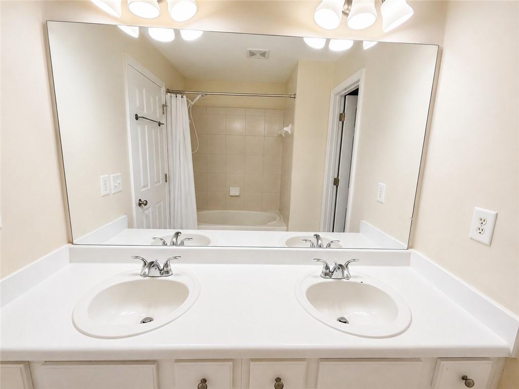 3645 Postwaite Circle Property Photo 15