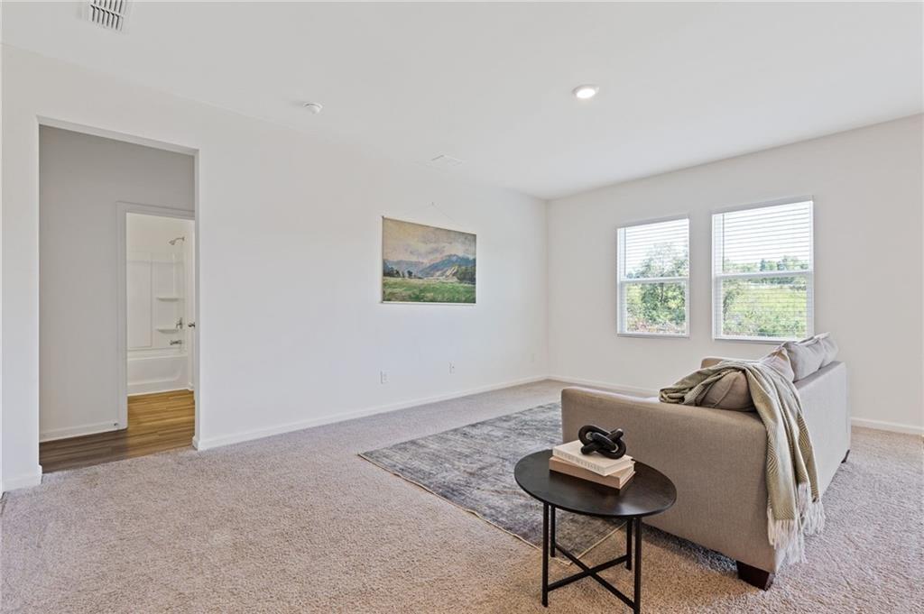 778 Knightsbridge Lane Property Photo 3