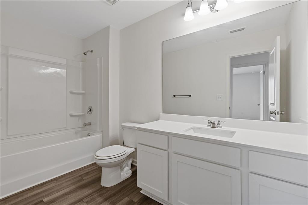 778 Knightsbridge Lane Property Photo 24