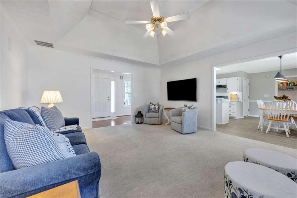 158 Cole Circle Property Photo 10