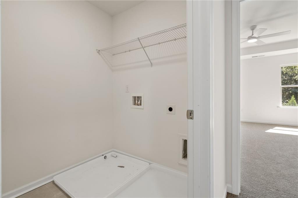8135 Pine Ridge Road Property Photo 15