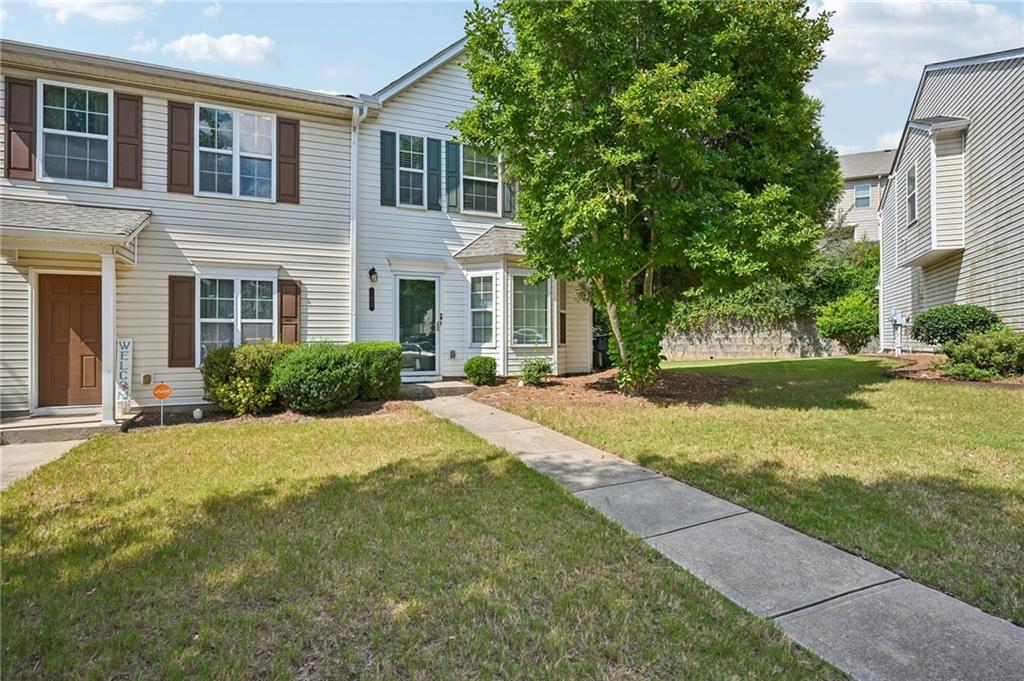 725 Crestwell Circle Sw Property Photo 3