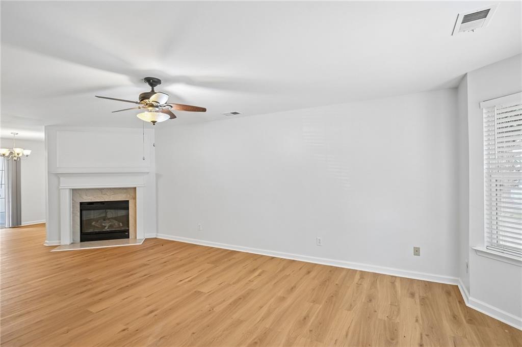 725 Crestwell Circle Sw Property Photo 5