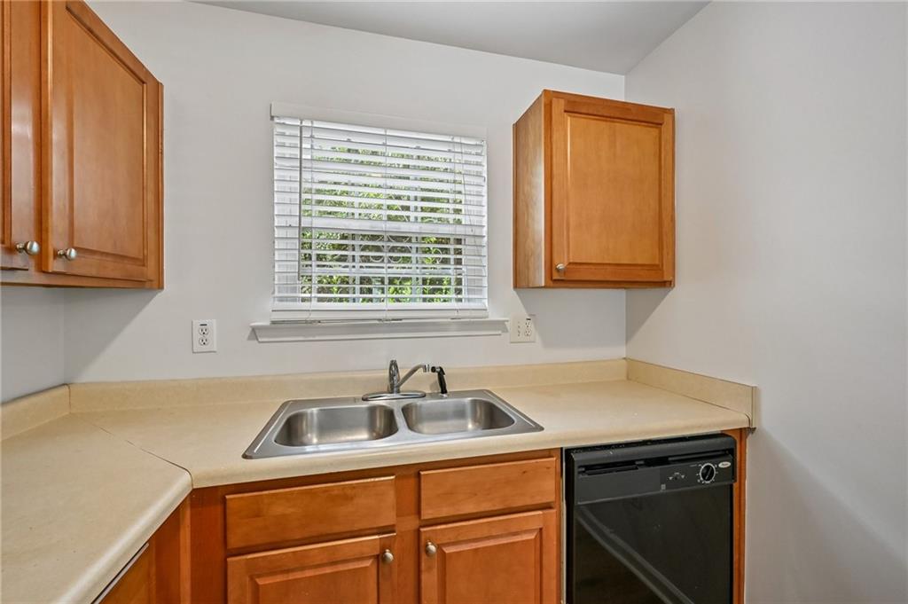 725 Crestwell Circle Sw Property Photo 17