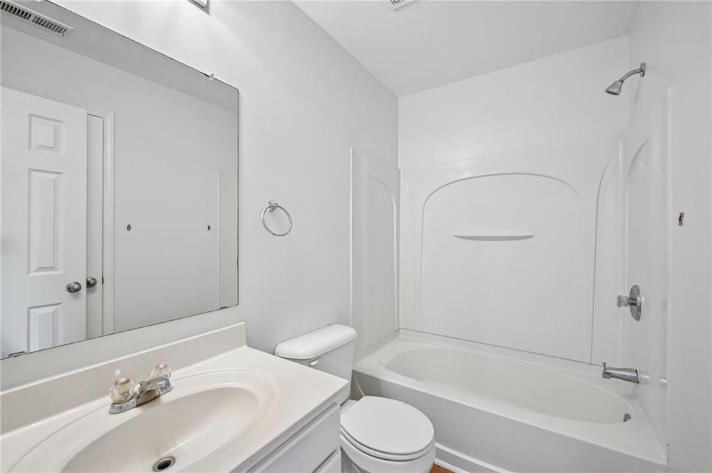 725 Crestwell Circle Sw Property Photo 24